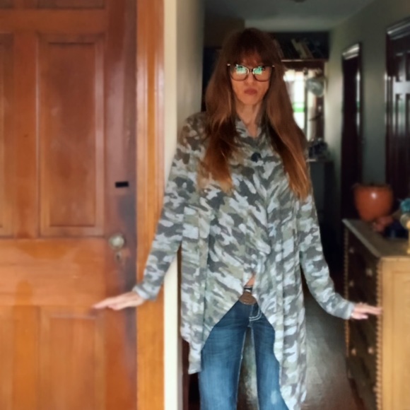 Bat Wing Asymmetrical Top - Picture 10 of 16